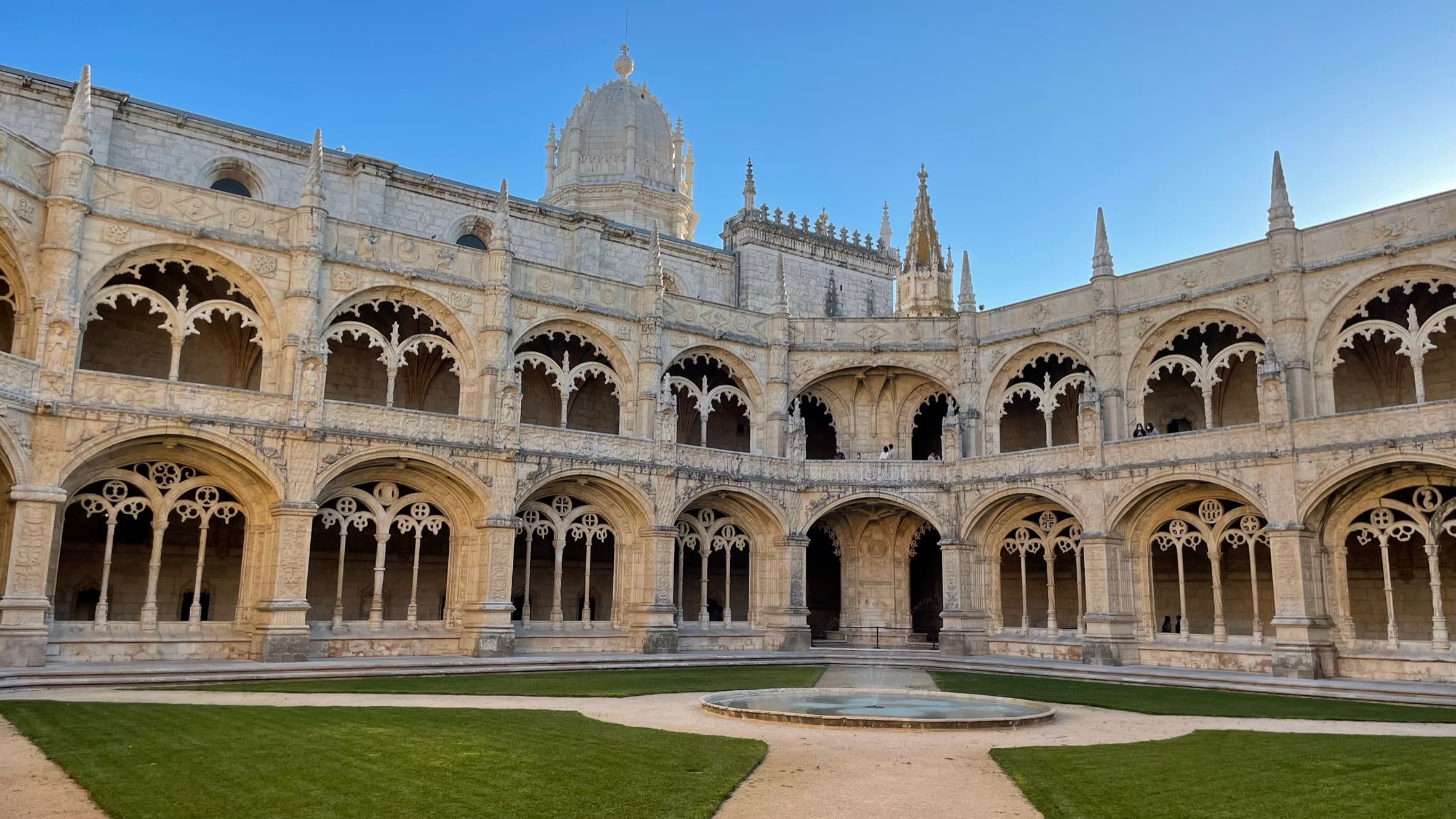 jerónimos monastery